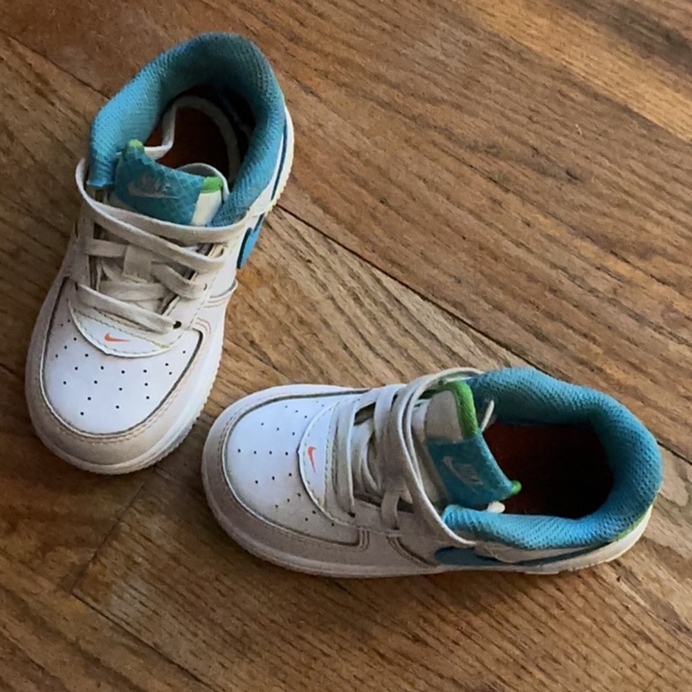 Nike White and Blue Low-Top Sneakers with Leather Upper